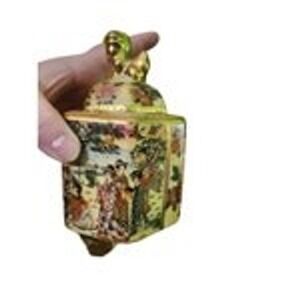 Vintage Satsuma Style Hexagonal Lidded Jar Foo Dog Finial Gold Moriage China